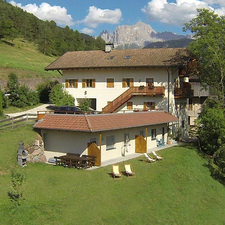 Апартаменты Unterwegerhof Тирес Экстерьер фото